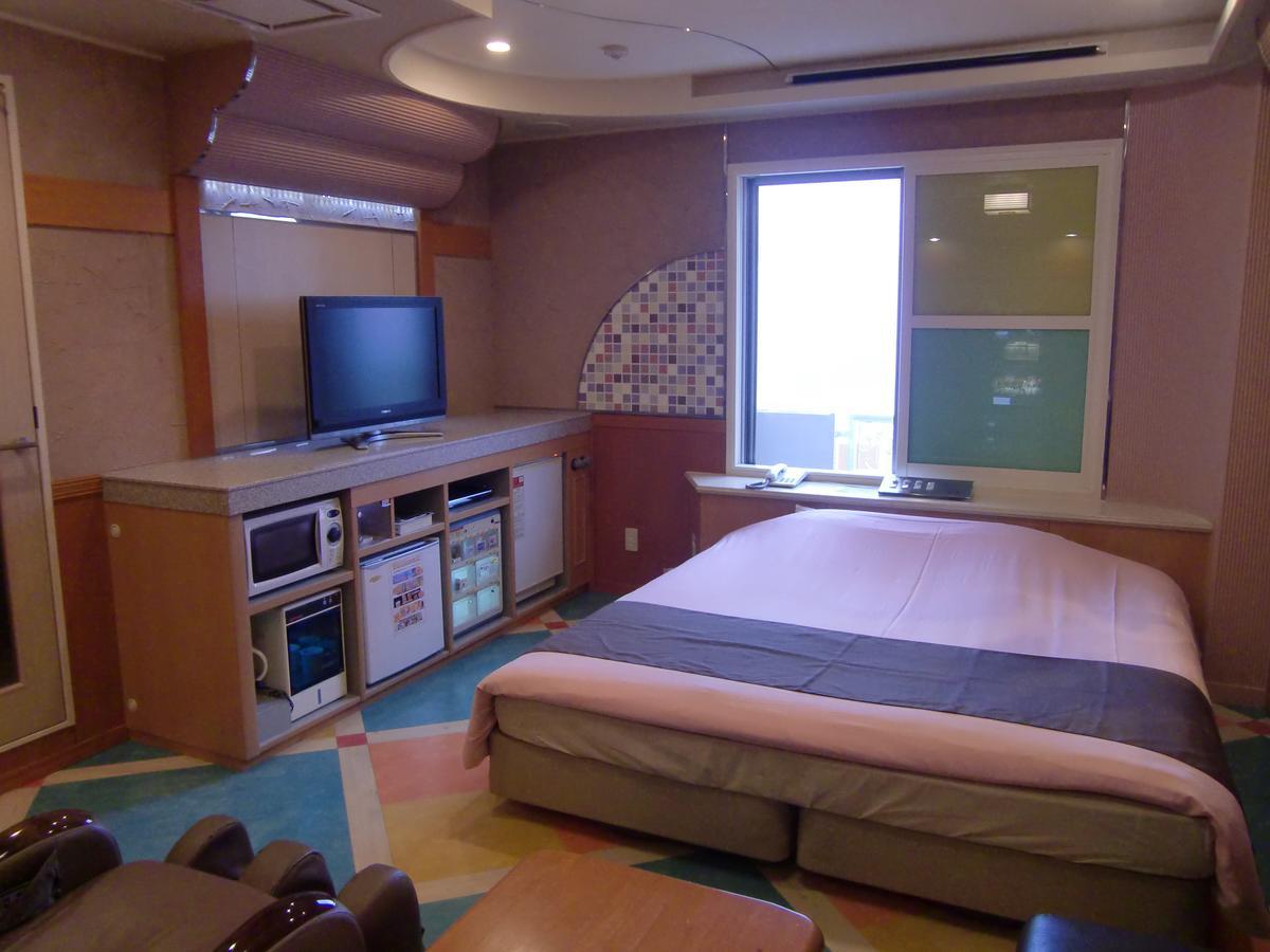 Resort Inn Golf Gotemba (Adults Only) מראה חיצוני תמונה