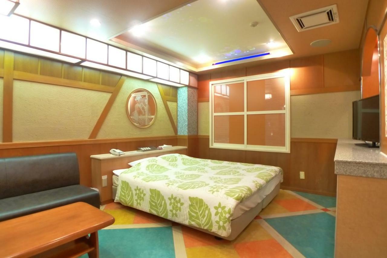 Resort Inn Golf Gotemba (Adults Only) מראה חיצוני תמונה